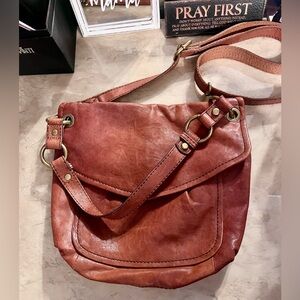 Elegant Brown Leather Crossbody Bag